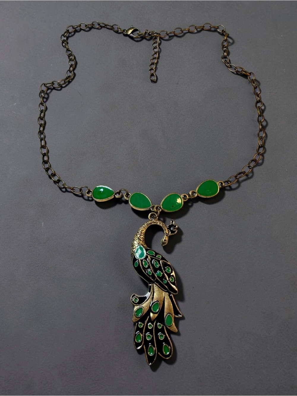 Vintage-Style Green Peacock Pendant Necklace for Women